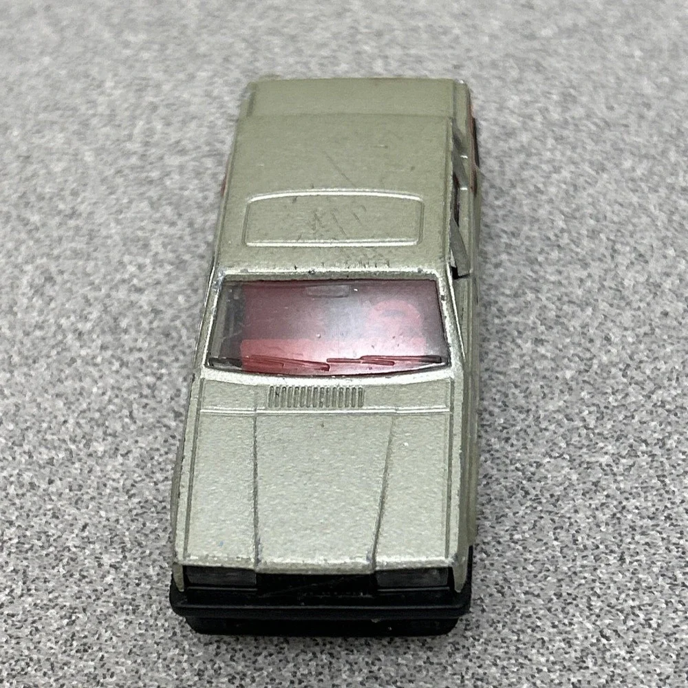 Vintage Majorette 230 Volvo 760 GLE silver. Made in France.‎ Metal 1/61 No. 230